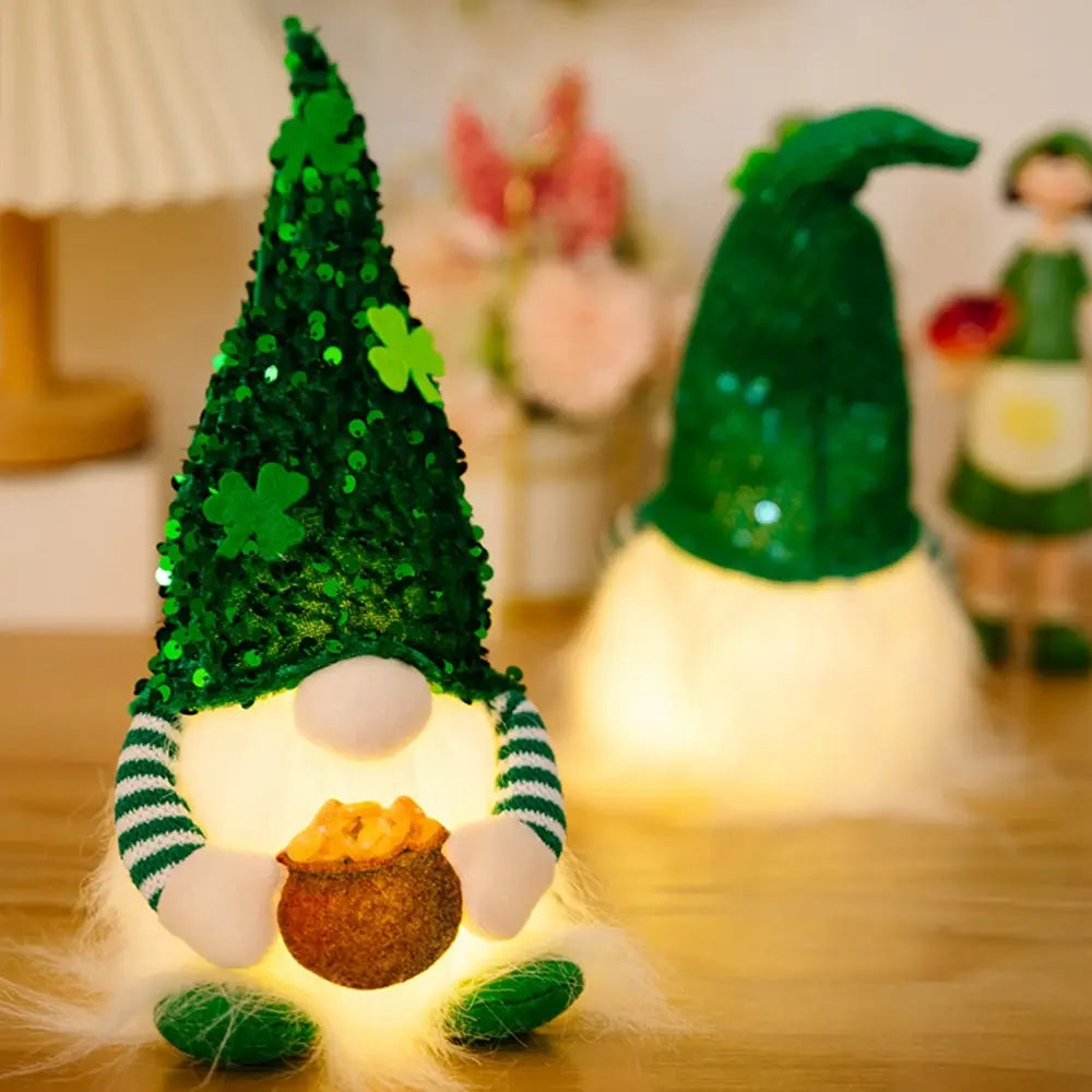 Irish Gnome LED Light-Up Pendant - 29cm Saint Patrick's Day Luminous Clover Decoration