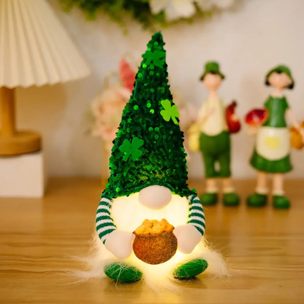 Irish Gnome LED Light-Up Pendant - 29cm Saint Patrick's Day Luminous Clover Decoration